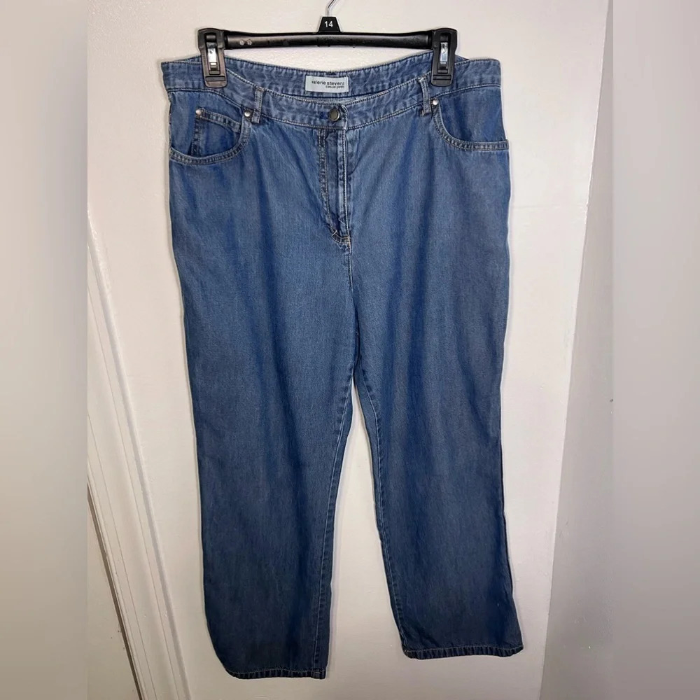 Vintage, Valerie‎ Stevens,,14P,Tencel blend medium wash, high rise, flared leg